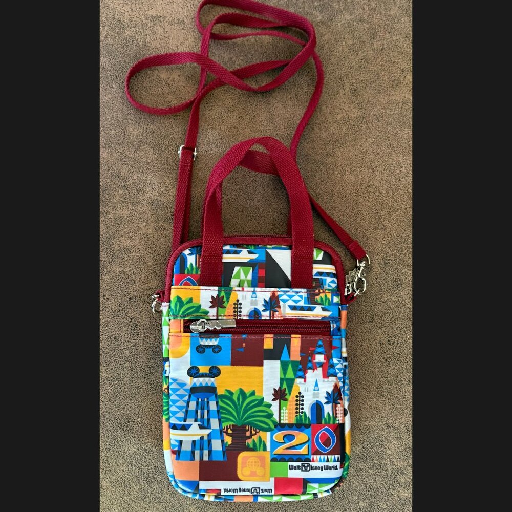 Disney dTech 2014 crossbody